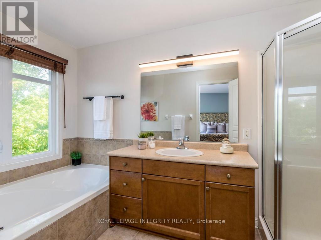 64 Stedman Street, Ottawa, ON