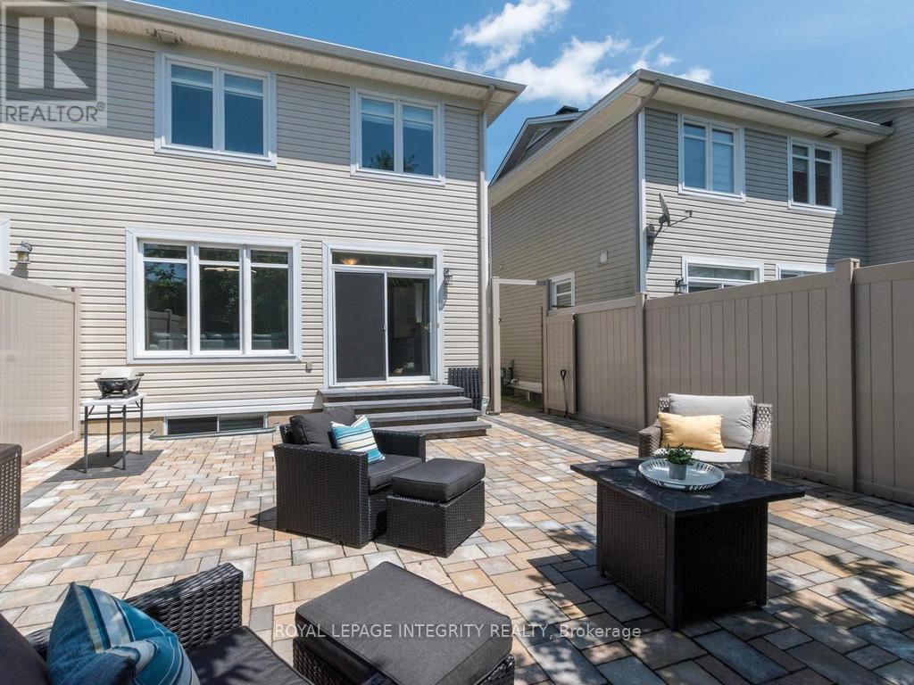 64 Stedman Street, Ottawa, ON