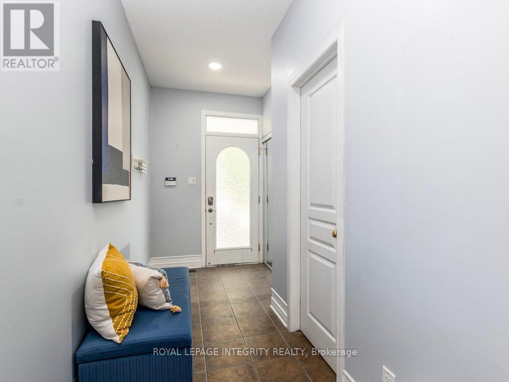 64 Stedman Street, Ottawa, ON