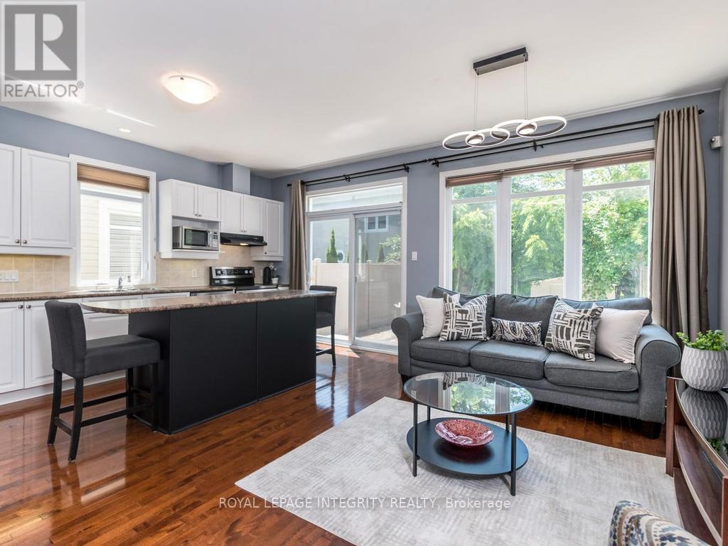 64 Stedman Street, Ottawa, ON