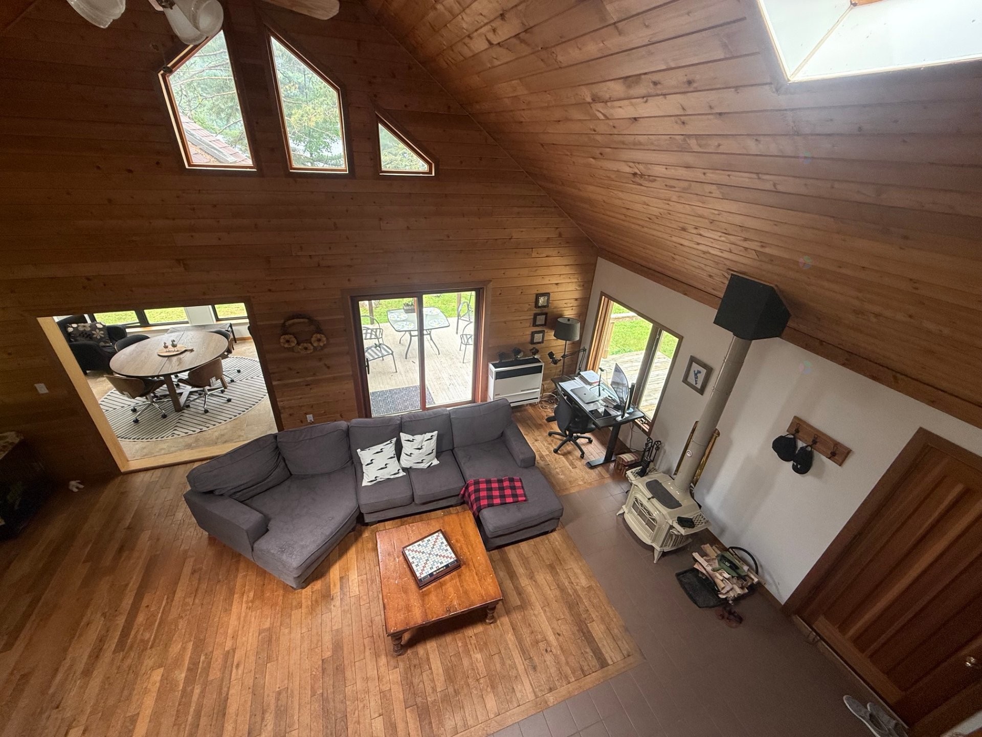 Living Room - 4049 Ch. Du Boom-Camp, Témiscaming, QC