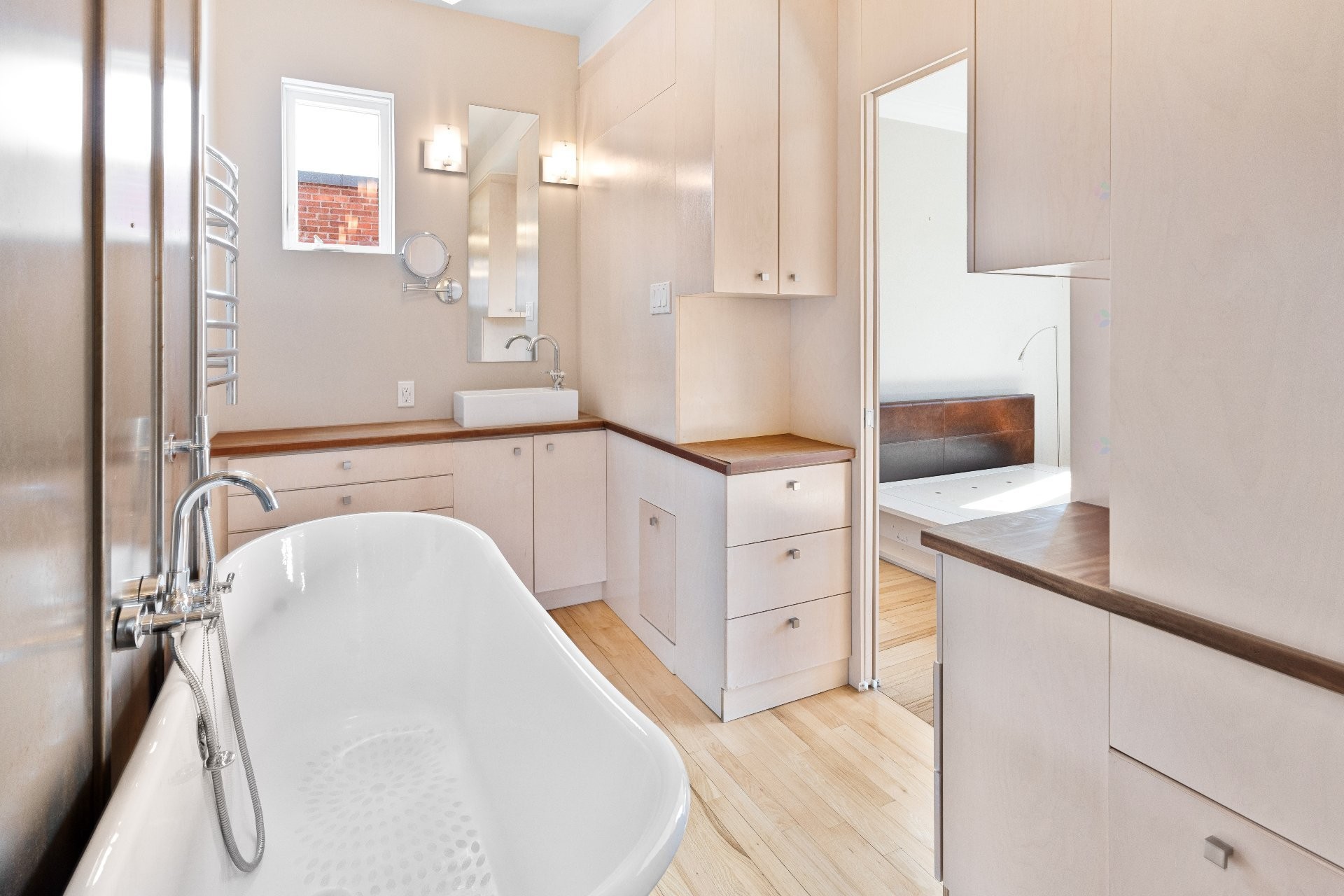 Bathroom - 3767 Av. Grey, Montréal (Côte-Des-Neiges/Notre-Dame-De-Grâce), QC