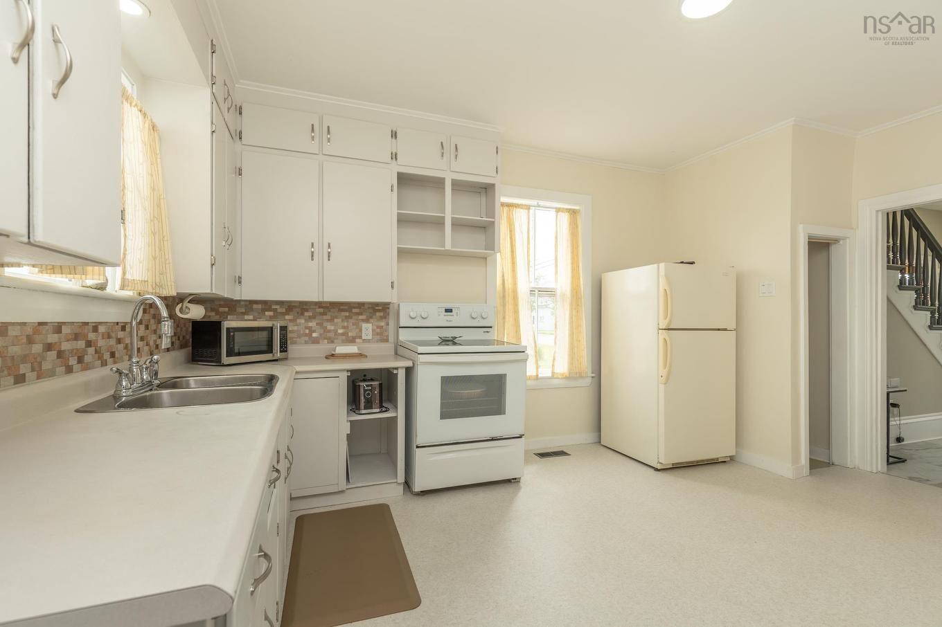 233 Pleasant Street, Yarmouth, NS