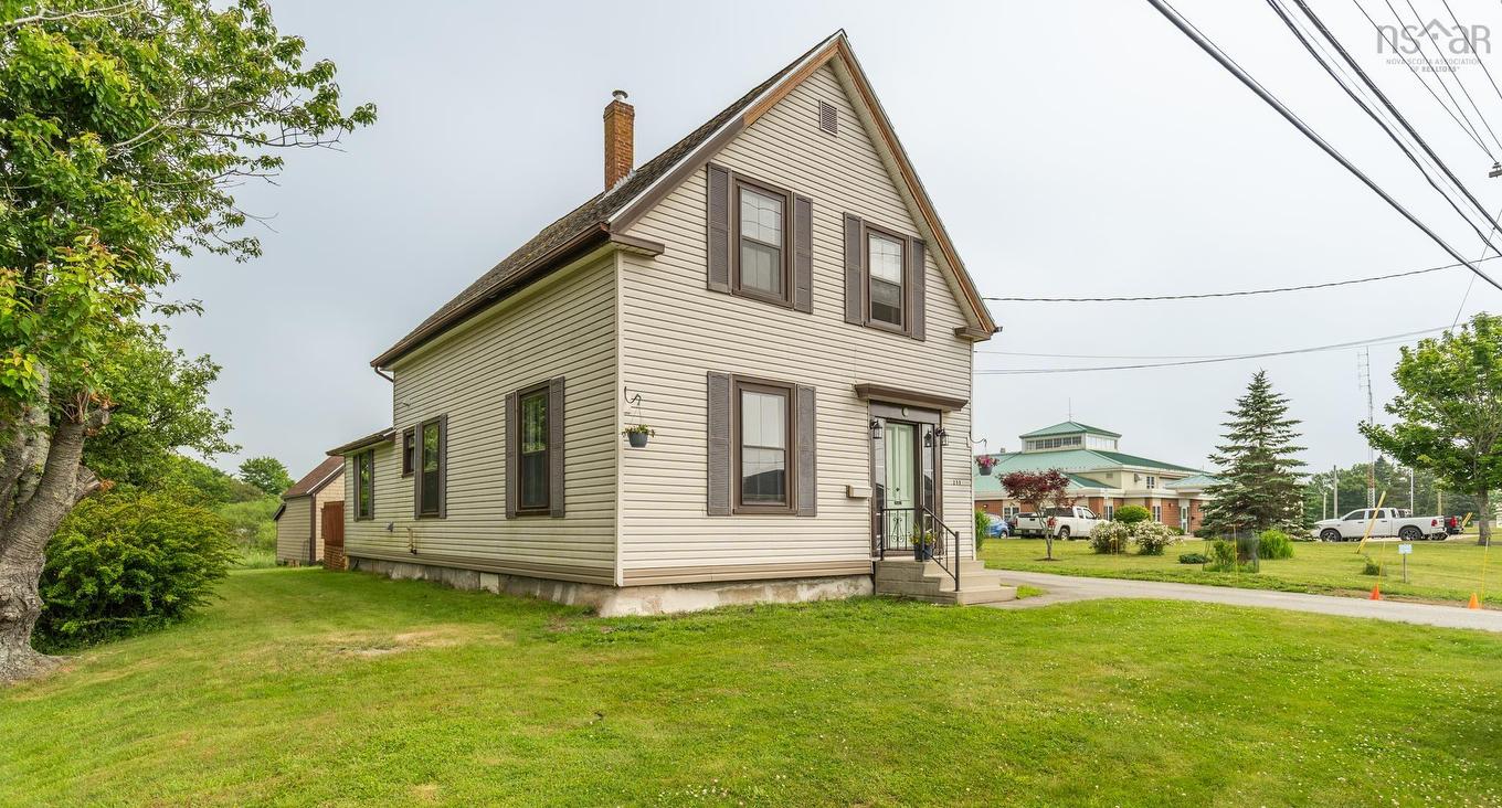 233 Pleasant Street, Yarmouth, NS