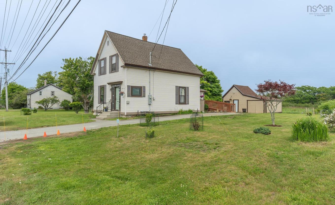 233 Pleasant Street, Yarmouth, NS