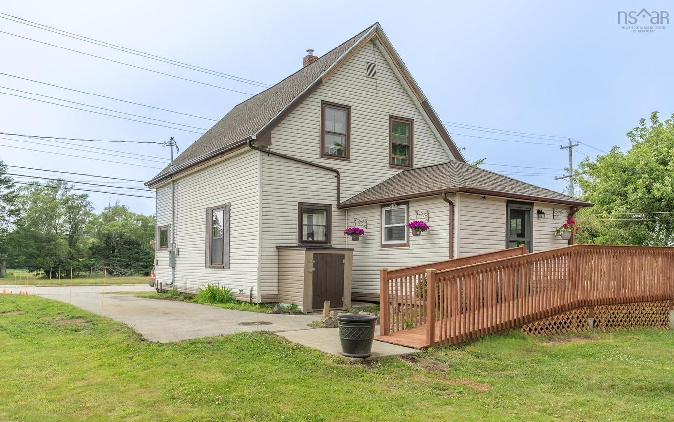 233 Pleasant Street, Yarmouth, NS