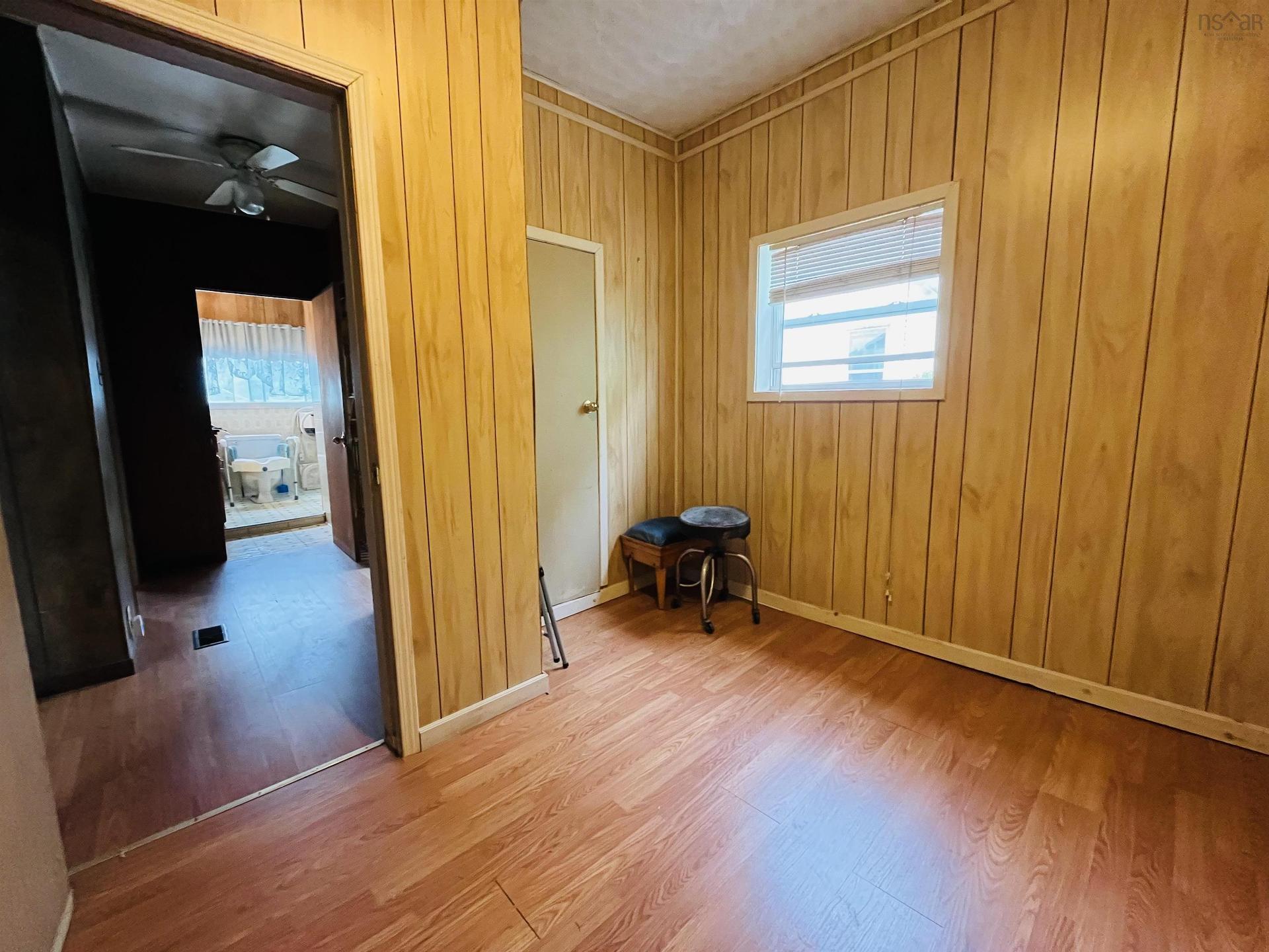 9 Dundonald Street, Amherst, NS