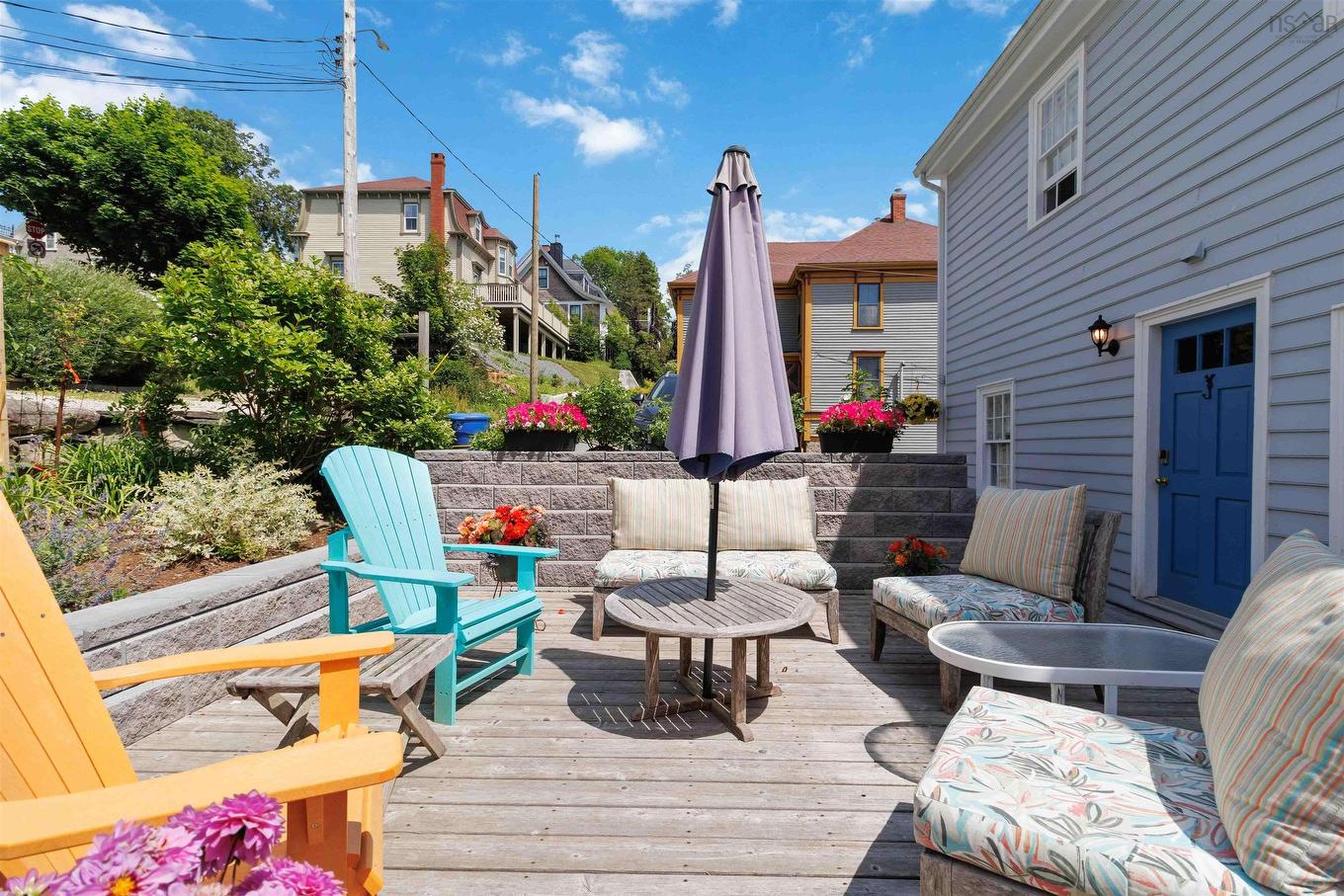 137 Pelham Street, Lunenburg, NS