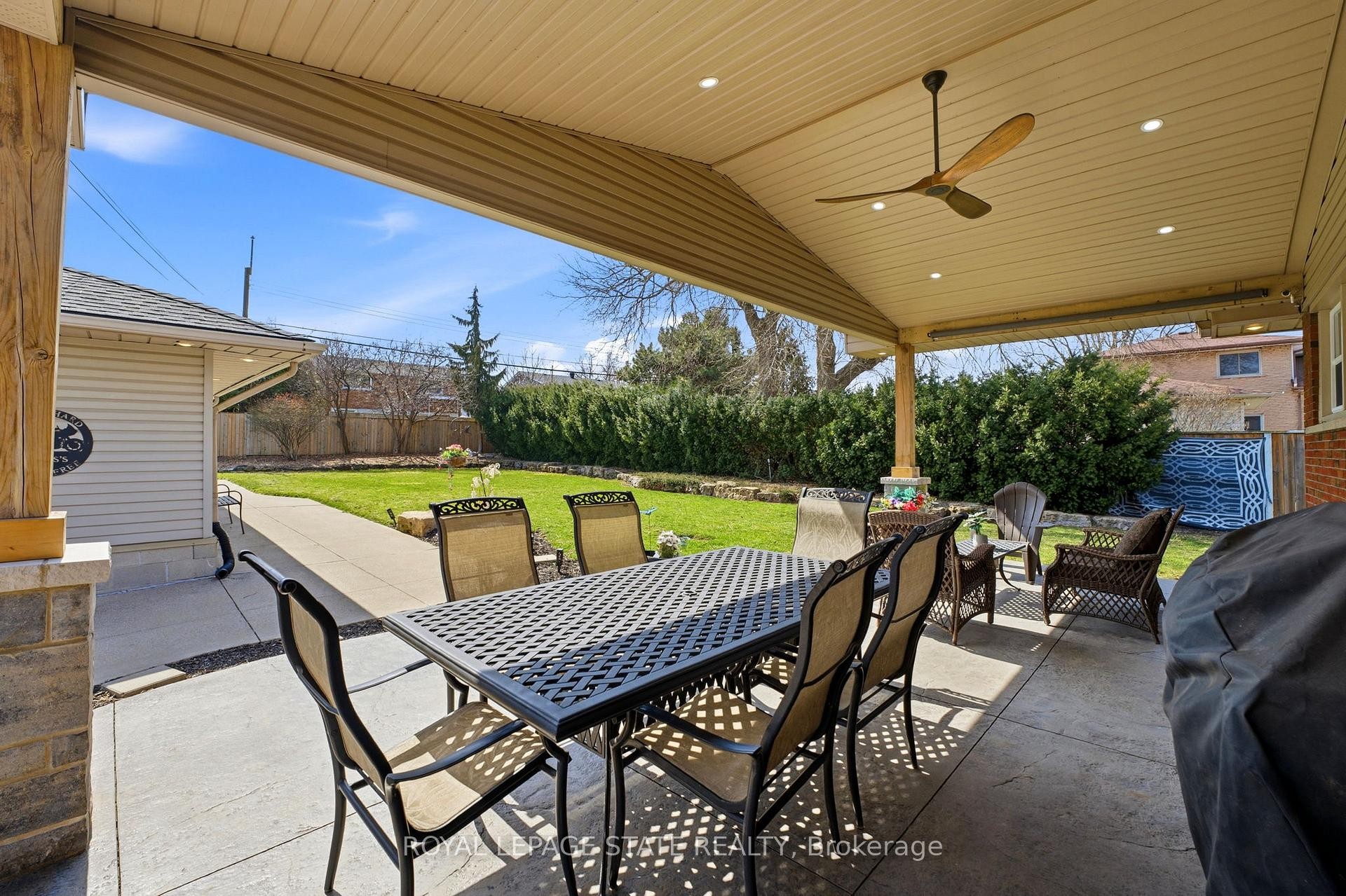 473 Mohawk Road W, Hamilton, ON - Outdoor With Deck Patio Veranda With Exterior