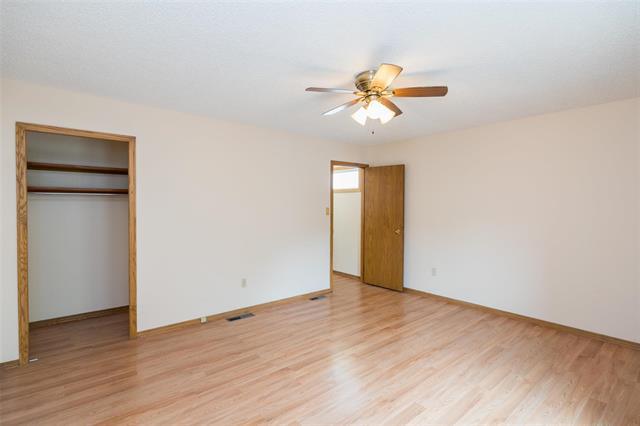 133 Dumoulin St, Winnipeg, MB