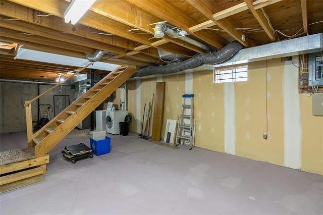 133 Dumoulin St, Winnipeg, MB