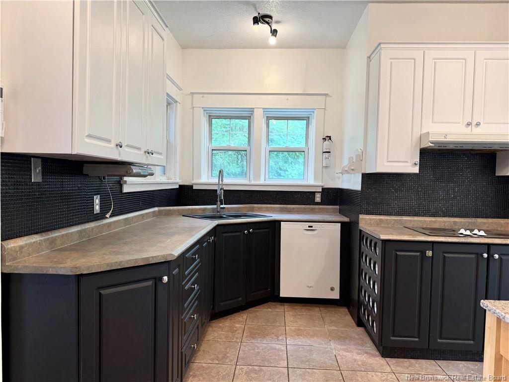 775 Murray Ave, Bathurst, NB