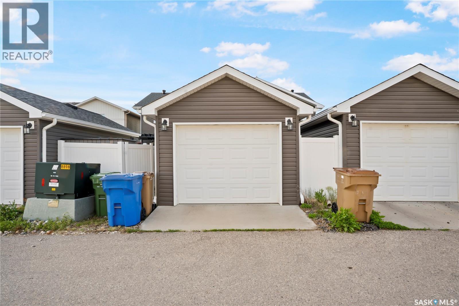 4533 Primrose Green Drive E, Regina, SK
