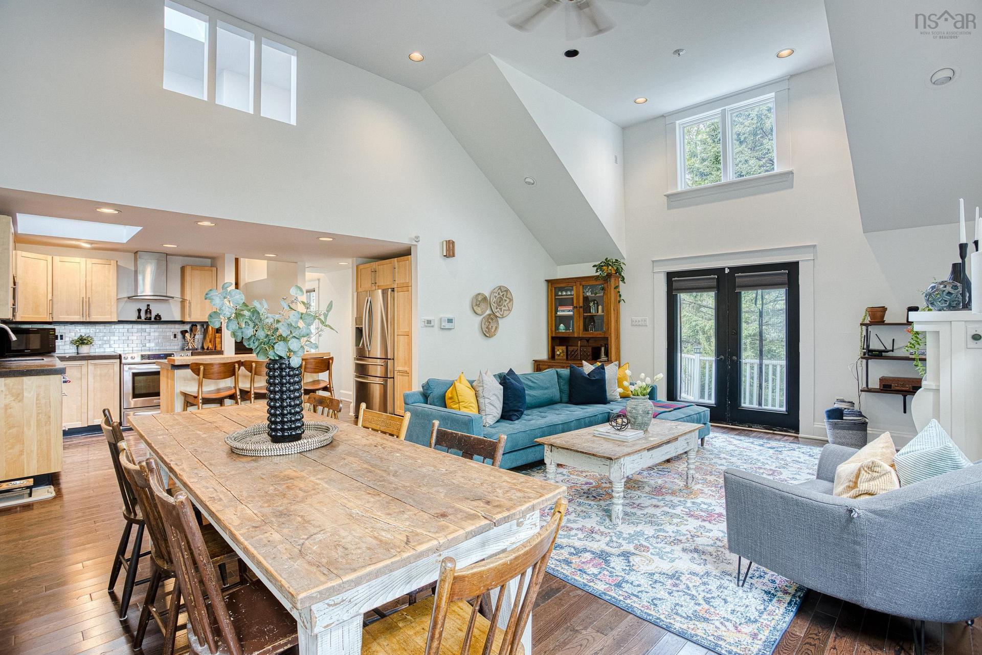 2 Fenwood Road, Halifax, NS