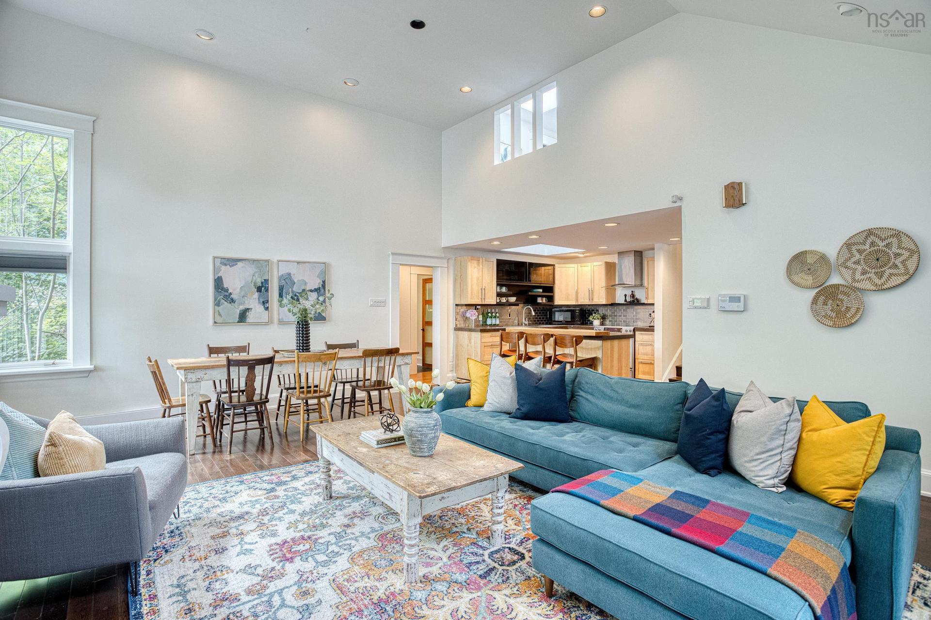 2 Fenwood Road, Halifax, NS