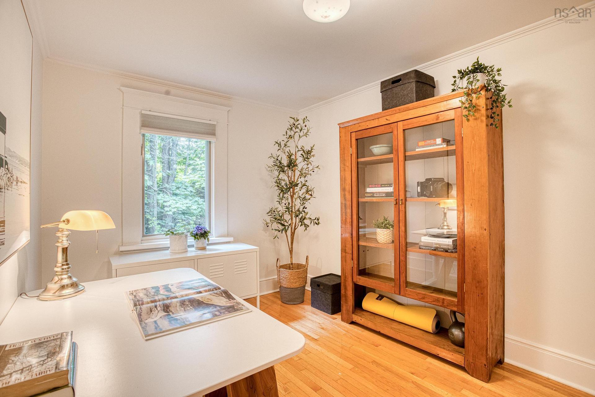 2 Fenwood Road, Halifax, NS