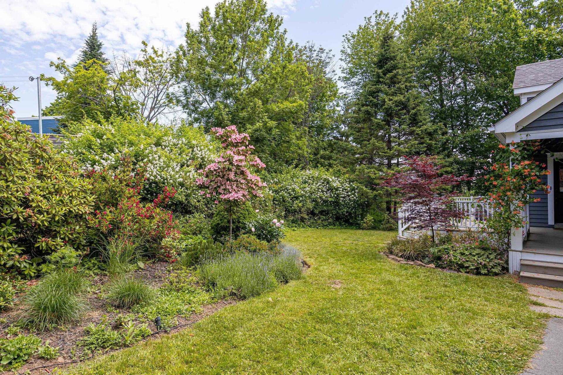 2 Fenwood Road, Halifax, NS