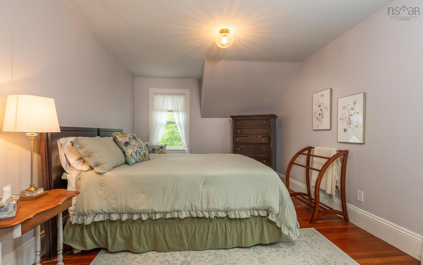 21 Brunswick Street, Yarmouth, NS