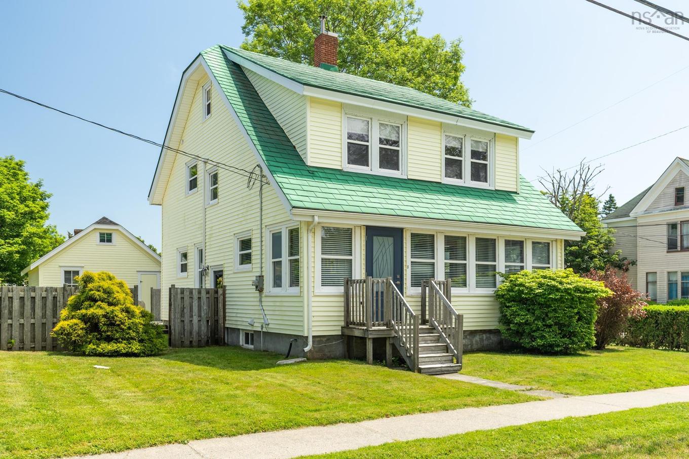 21 Brunswick Street, Yarmouth, NS