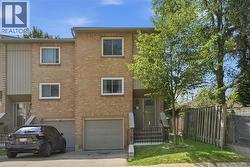 63 FONTHILL Road Unit# 14  Hamilton, ON L9C 6T1