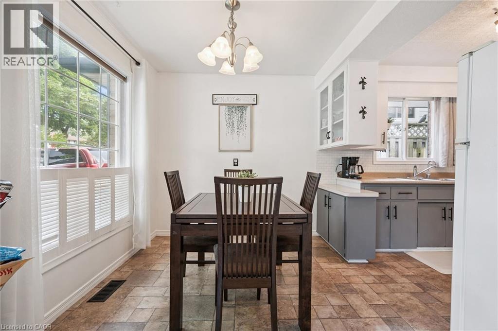 39 Shea Crescent, Kitchener, ON