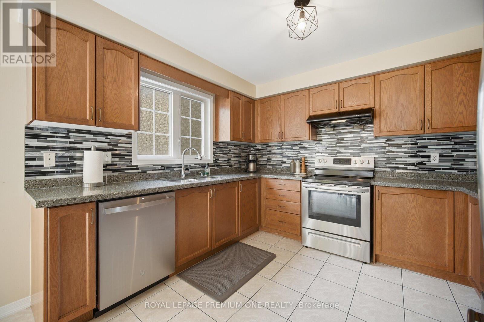 64 Amethyst Circle, Brampton, ON