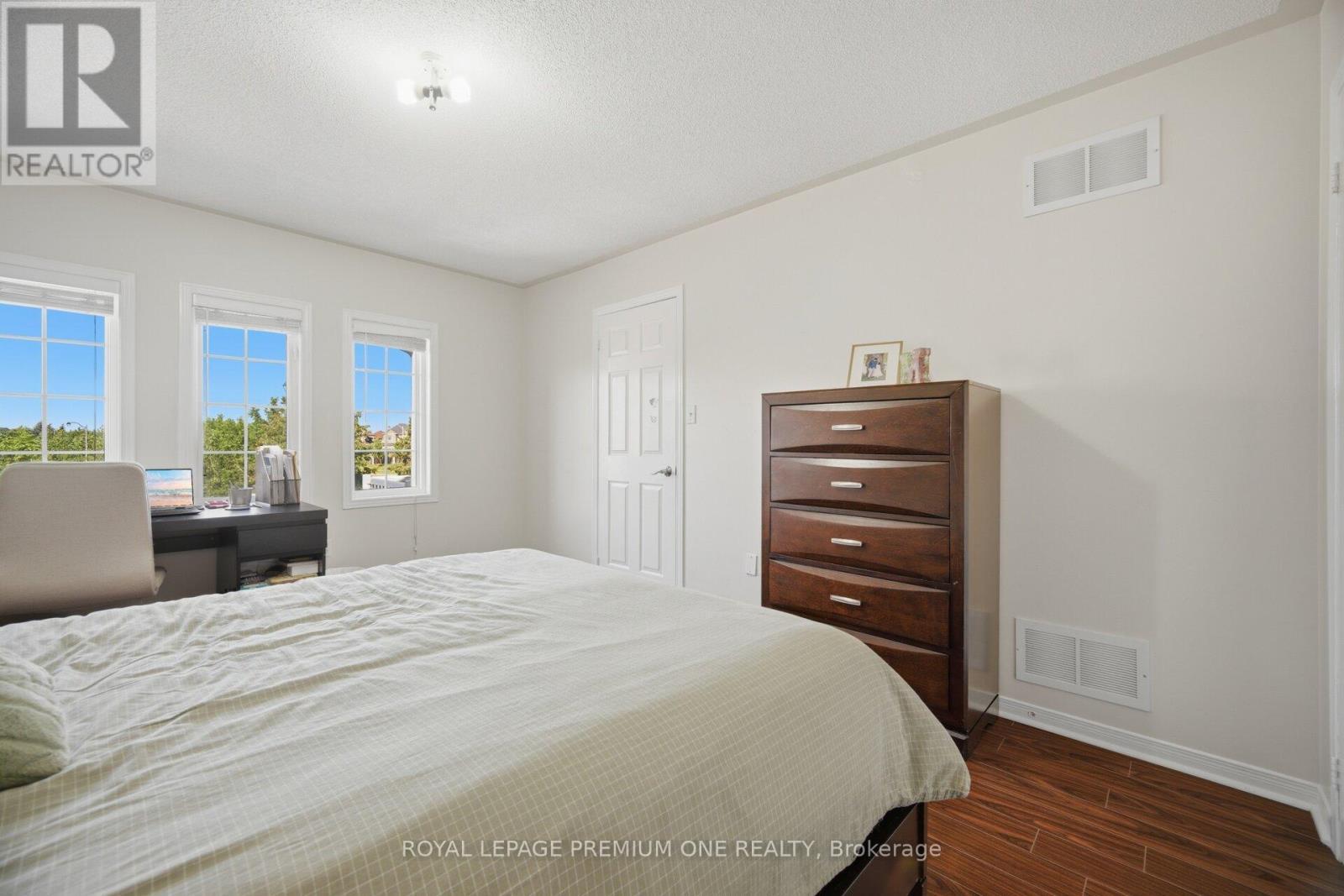 64 Amethyst Circle, Brampton, ON
