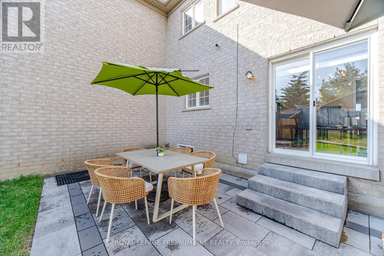 64 Amethyst Circle, Brampton, ON