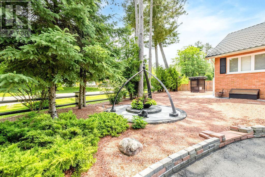 31 Robern Avenue, Tiny, ON