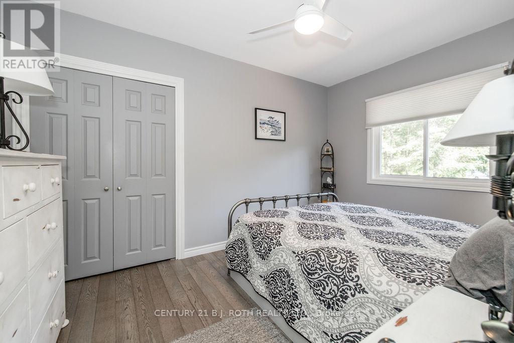 31 Robern Avenue, Tiny, ON
