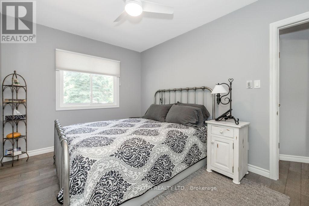 31 Robern Avenue, Tiny, ON
