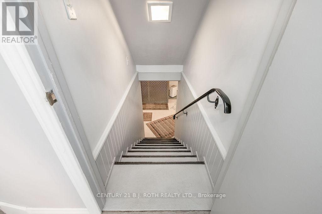 31 Robern Avenue, Tiny, ON