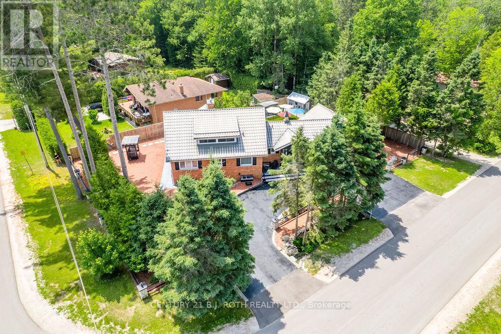 31 Robern Avenue, Tiny, ON