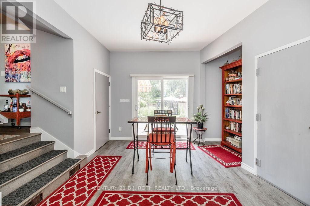 31 Robern Avenue, Tiny, ON