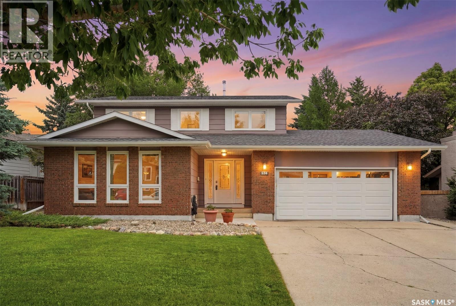 233 Sturgeon Place, Saskatoon, SK