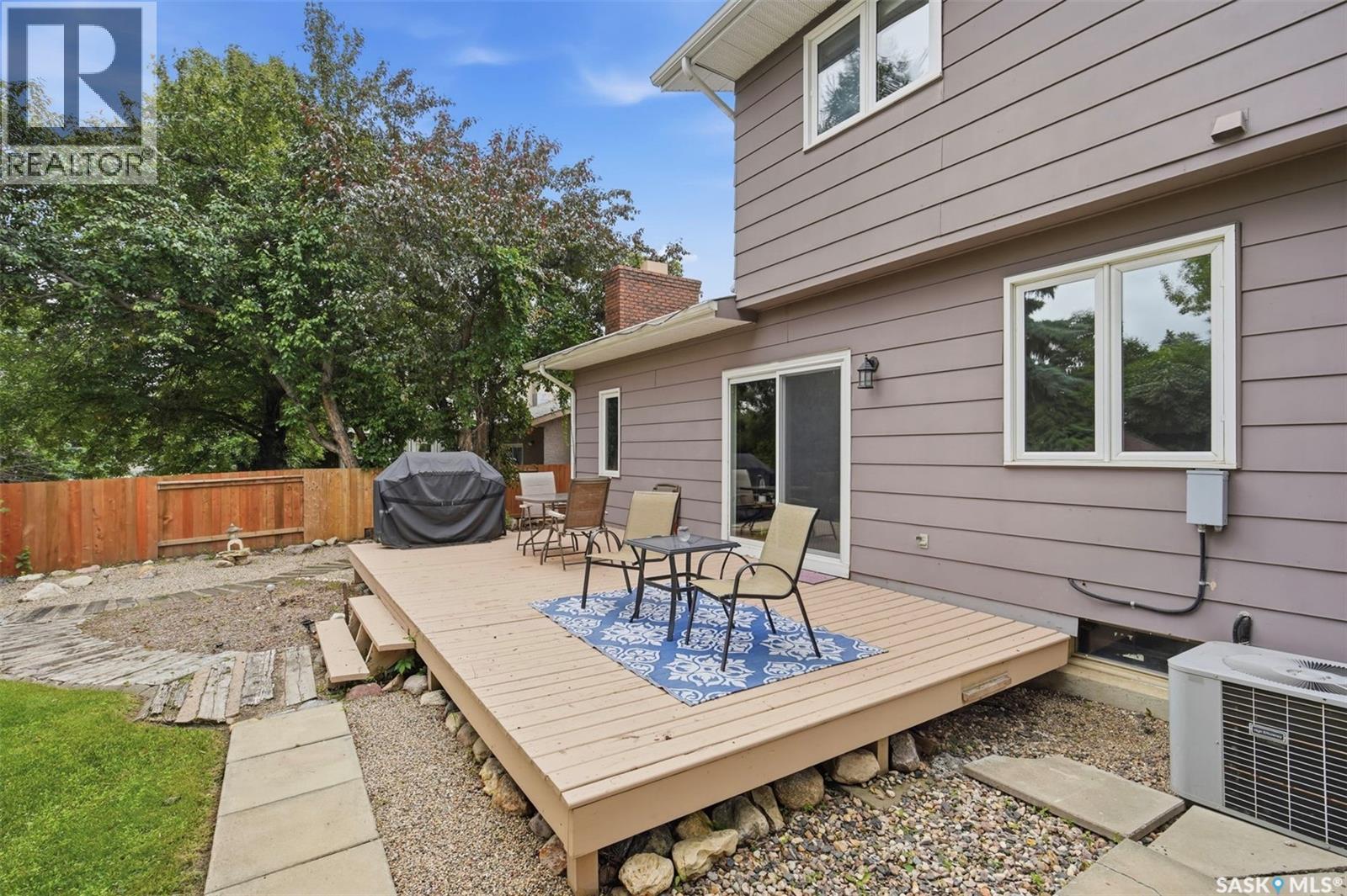233 Sturgeon Place, Saskatoon, SK