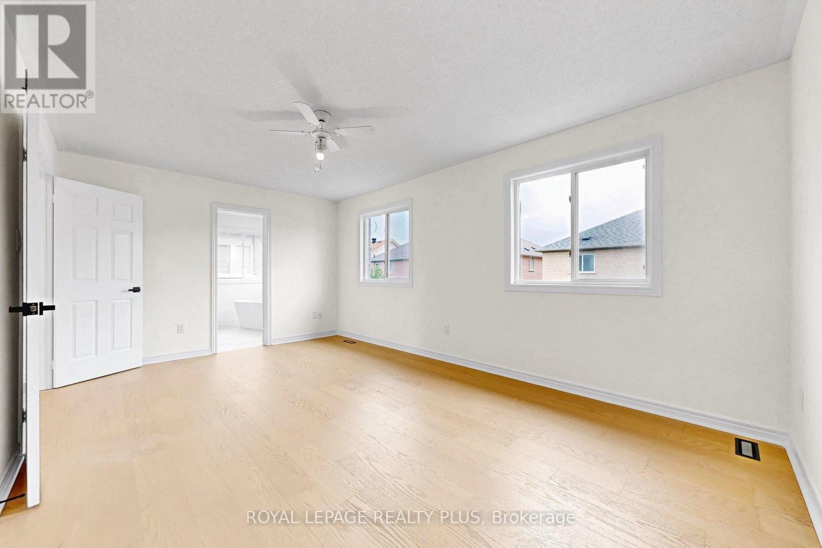 3249 Mcdowell Drive, Mississauga, ON - Indoor Photo Showing Other Room