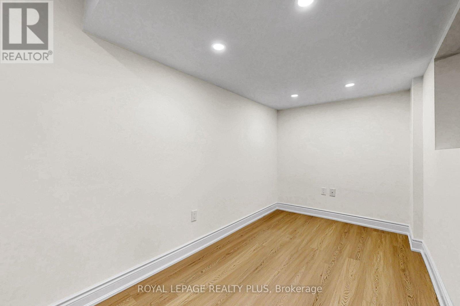 3249 Mcdowell Drive, Mississauga, ON - Indoor Photo Showing Other Room