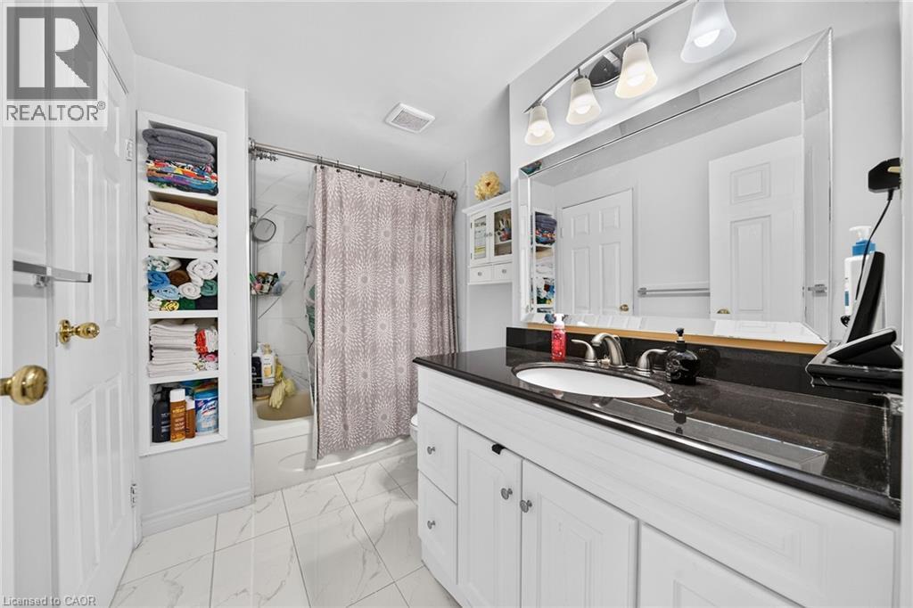 860 Rymal Road E Unit# 27, Hamilton, ON