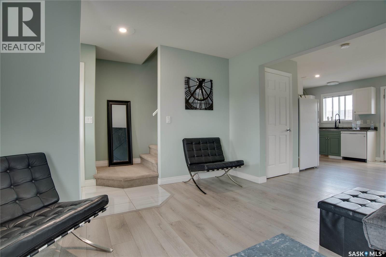 223 Rutherford Crescent, Saskatoon, SK