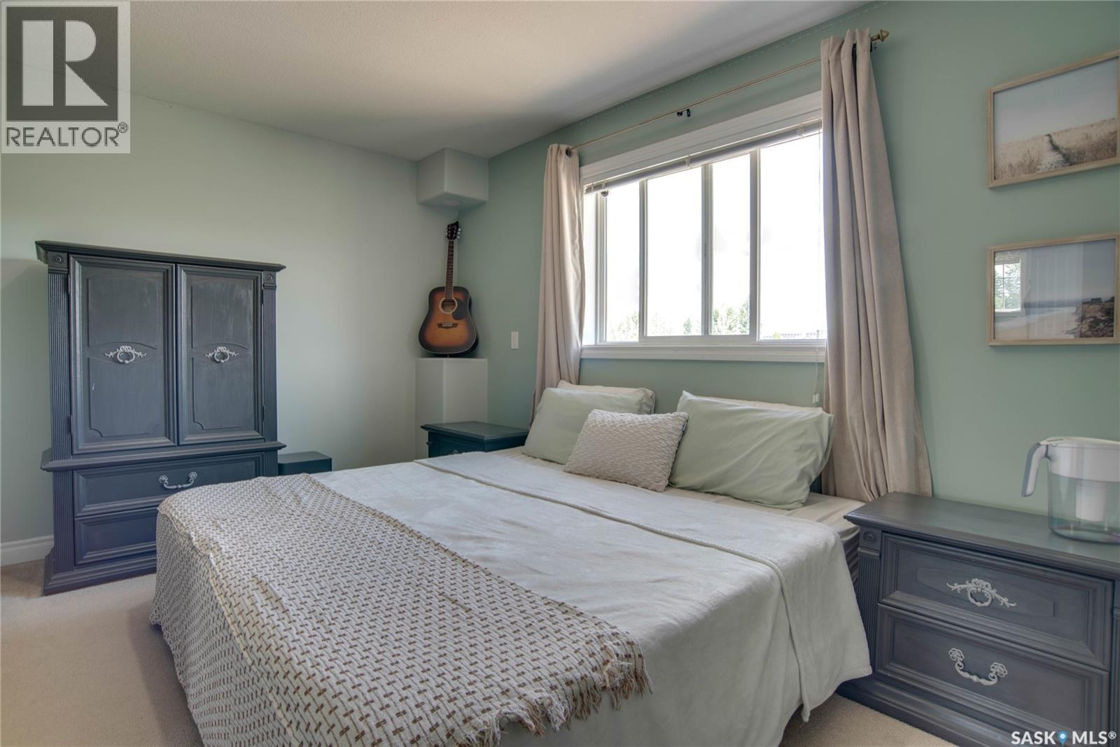 223 Rutherford Crescent, Saskatoon, SK