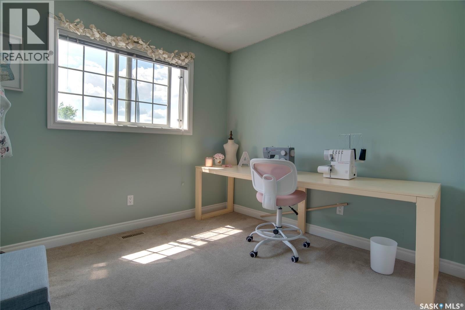 223 Rutherford Crescent, Saskatoon, SK