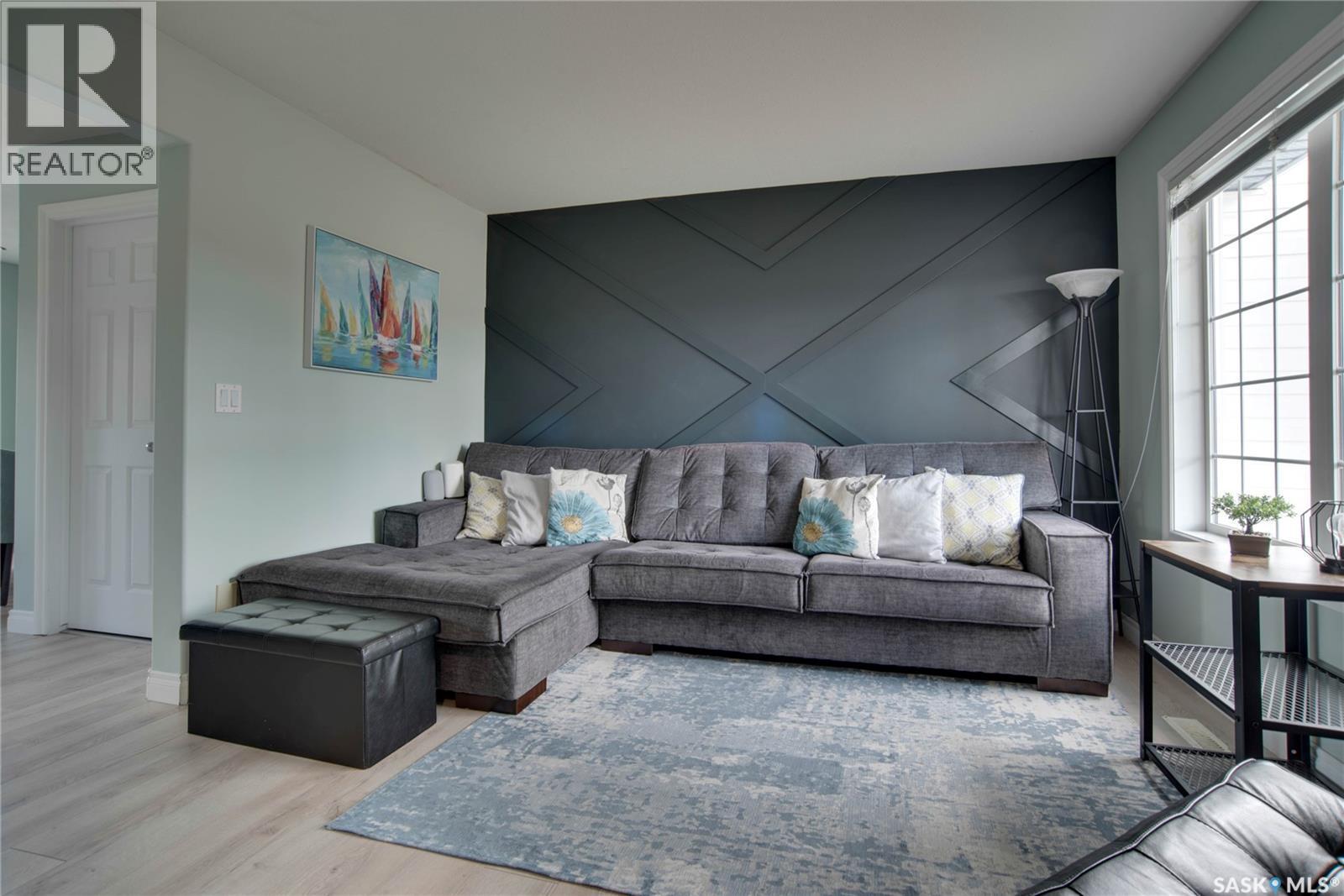 223 Rutherford Crescent, Saskatoon, SK