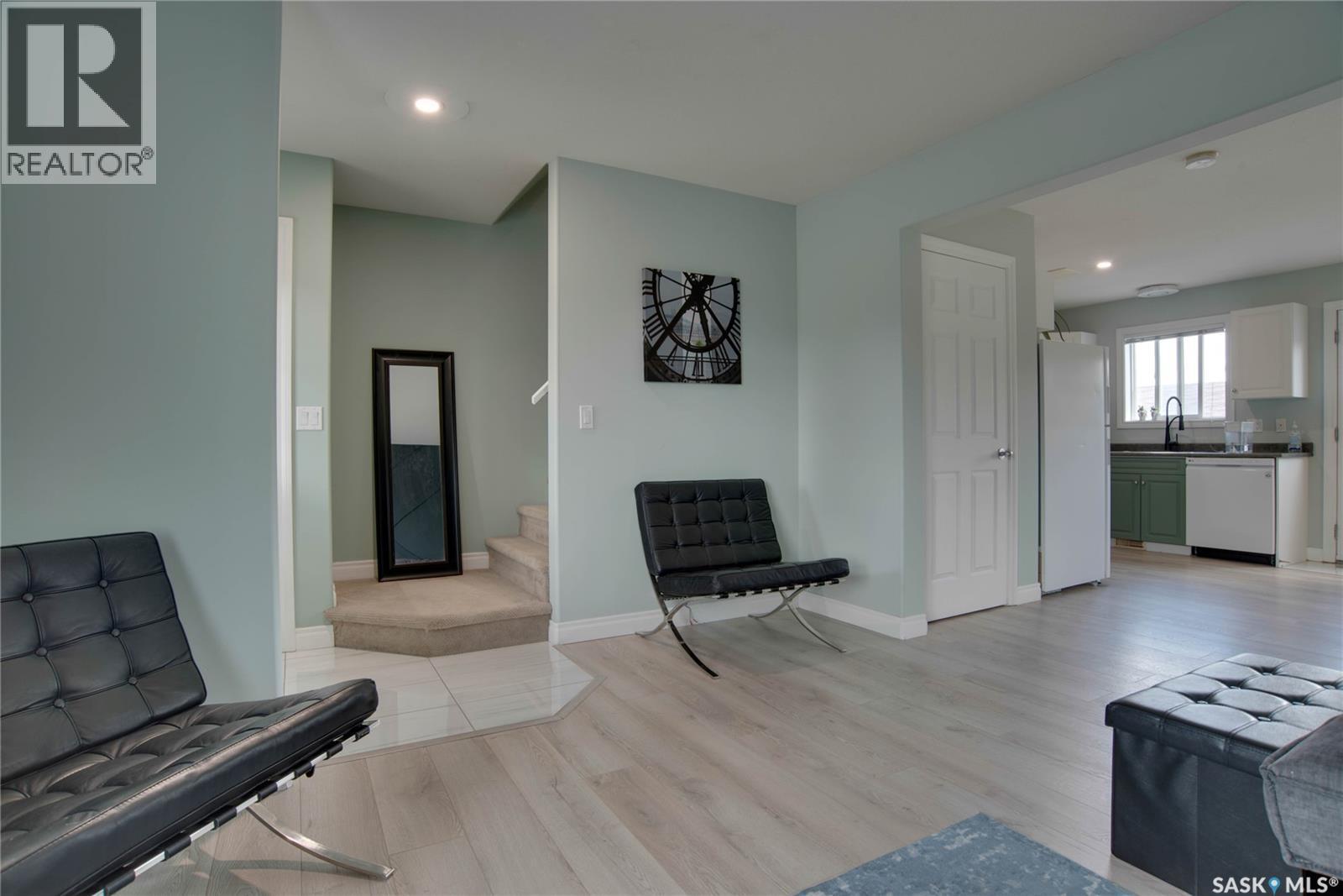 223 Rutherford Crescent, Saskatoon, SK