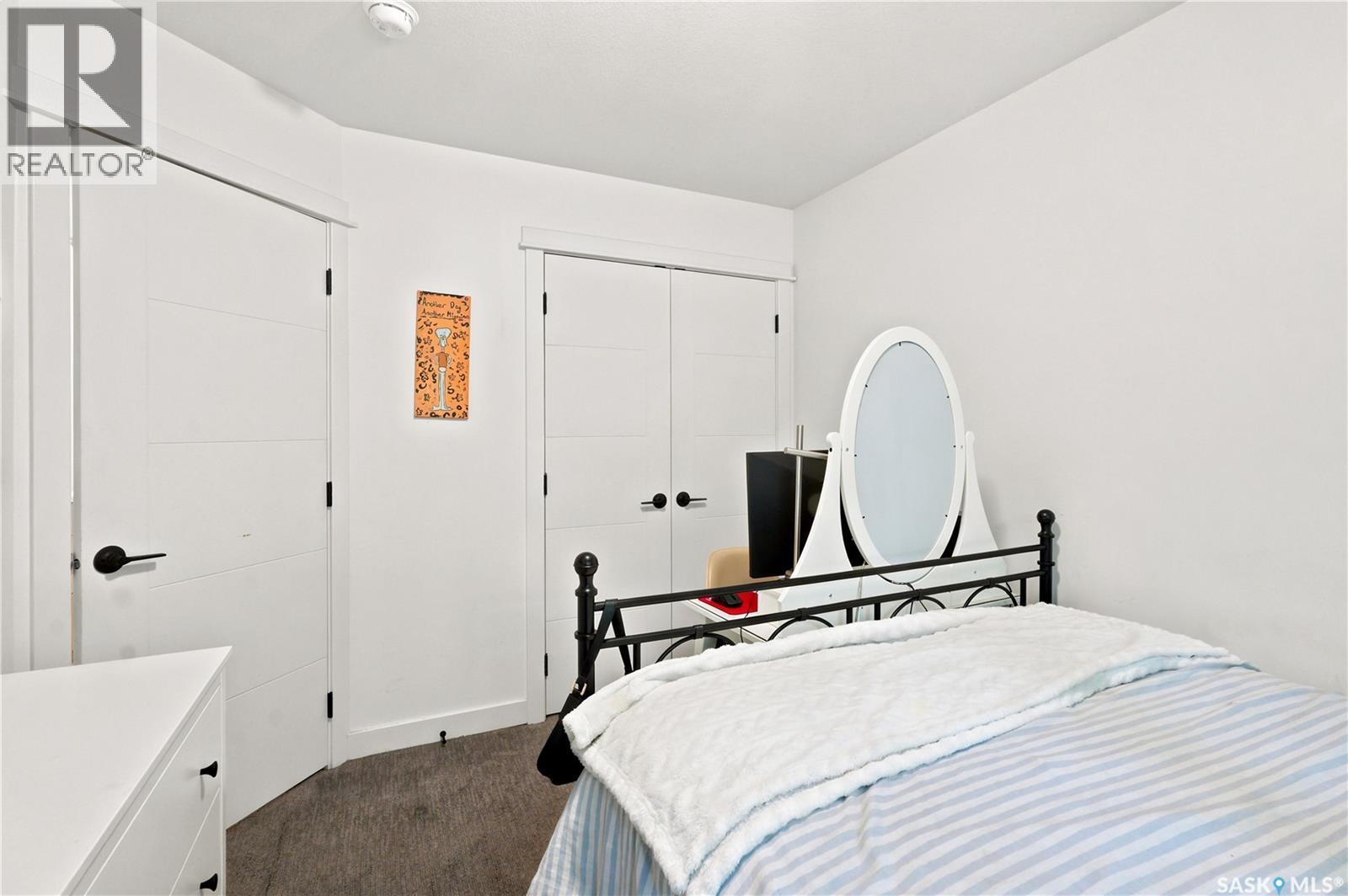 825 Osborne Street, Saskatoon, SK