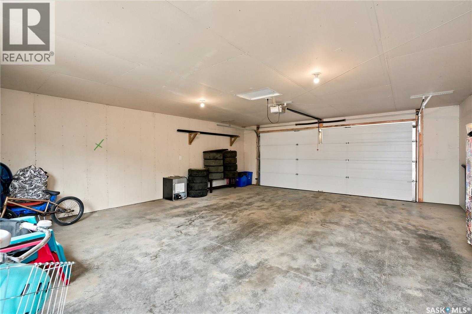 825 Osborne Street, Saskatoon, SK
