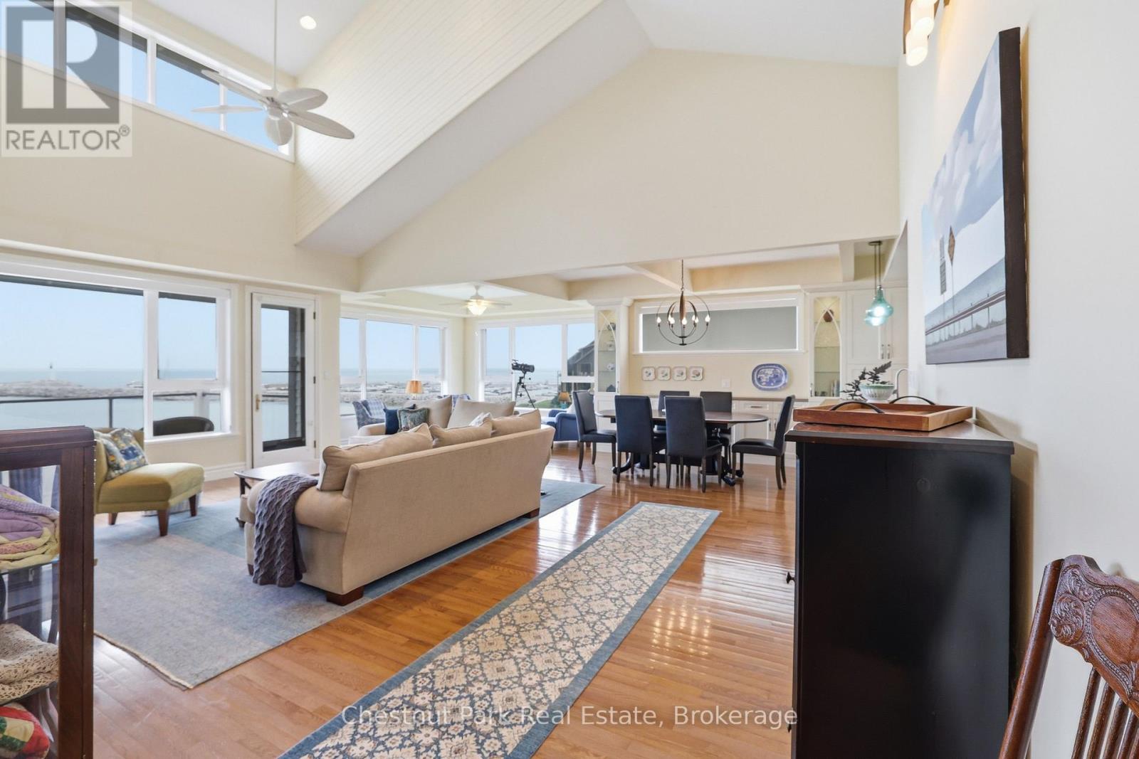 504 Mariners Way, Collingwood, ON