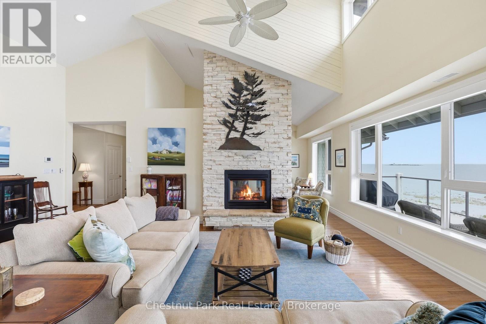 504 Mariners Way, Collingwood, ON