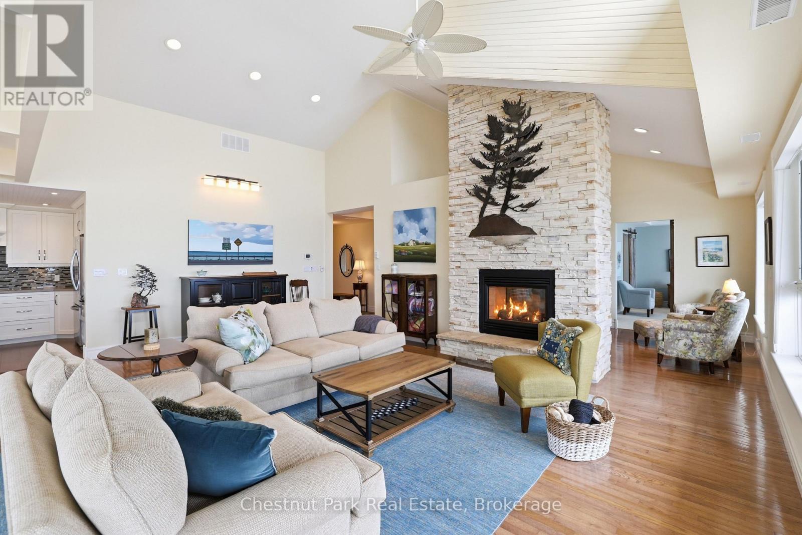 504 Mariners Way, Collingwood, ON
