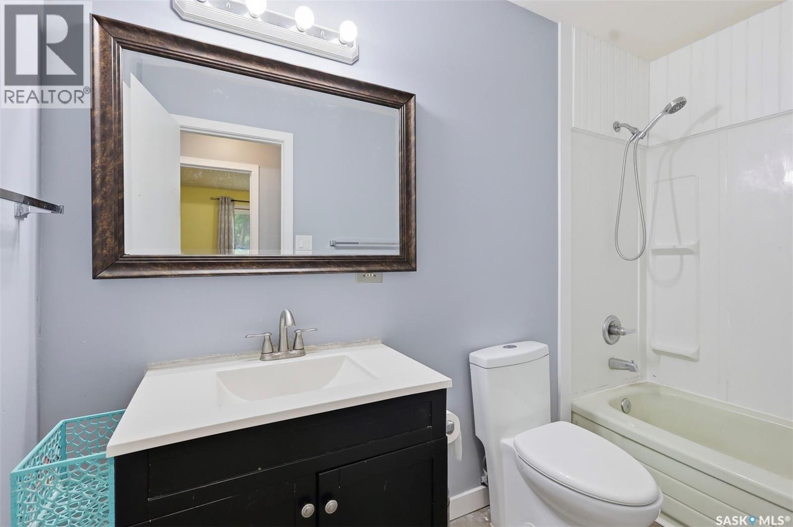 304 4Th Avenue, Langham, SK
